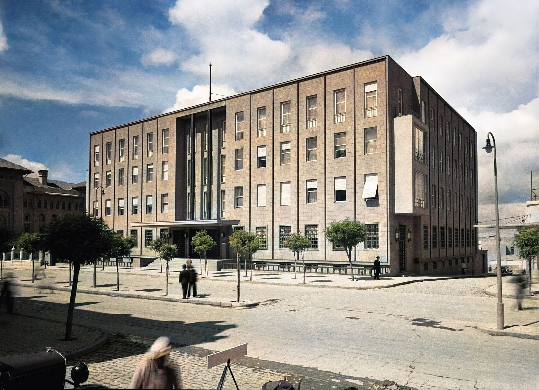 Ankara'da Atatürk Bulvarı'ndaki Merkez Bankası binası